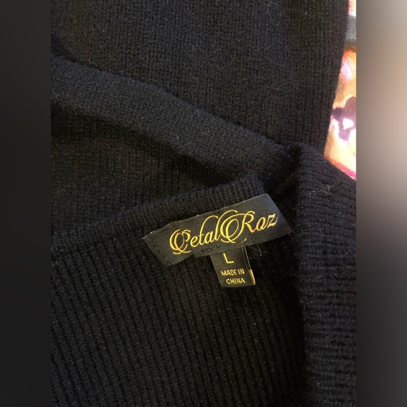 Off the shoulder sweater dress - Picture 3 of 3